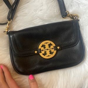 Tory Burch Amanda Crossbody Bag